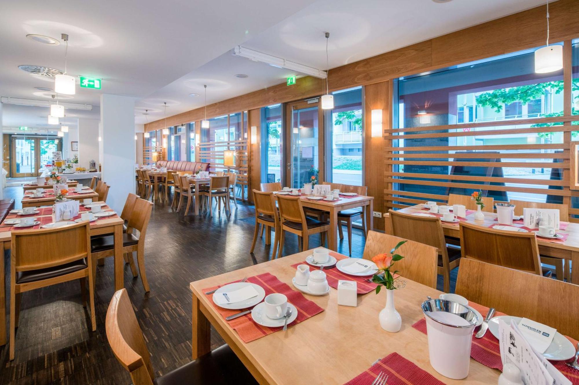 Best Western Hotel Am Strassberger Tor เพลาเอิน ภายนอก รูปภาพ